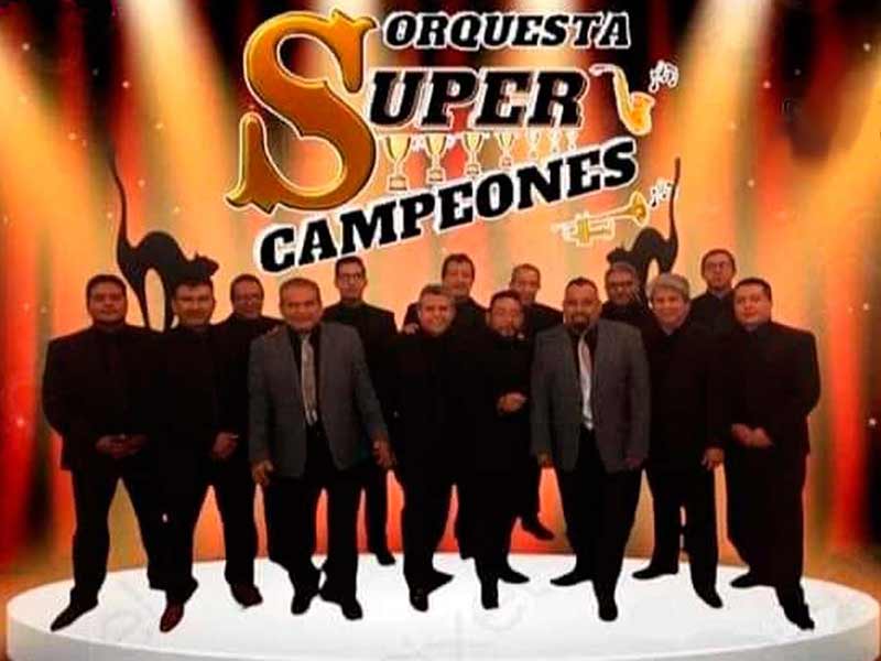 Cuanto cobra Super campeones contrataciones